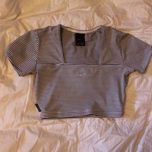 Cropped Nike T-shirt